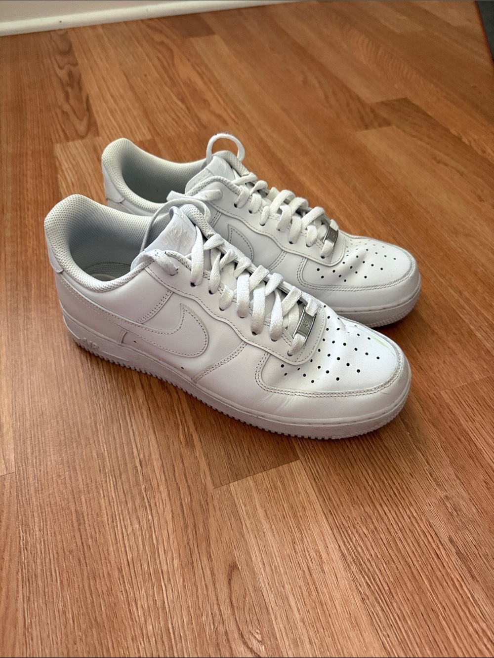 Nike White Low-Top Leather Sneakers